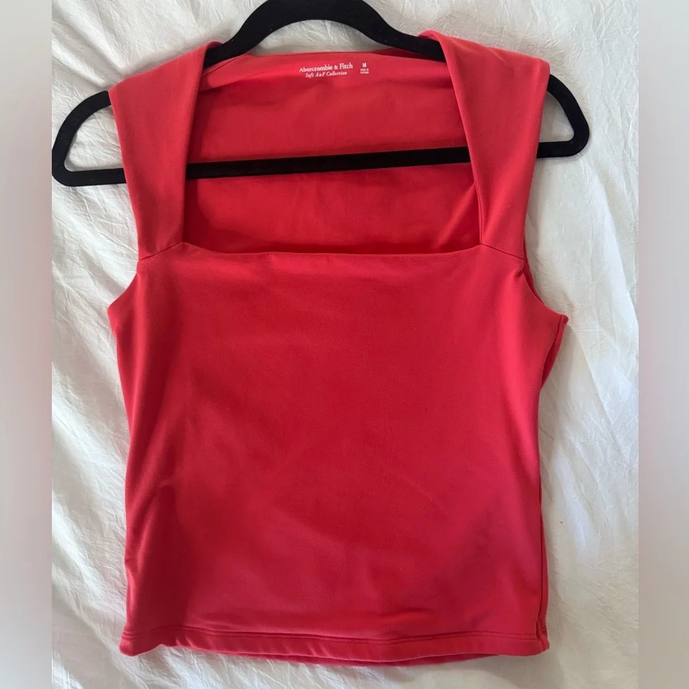 Abercrombie Red Square Neck Portrait Soft A&F Collection Tank Top - M - Picture 2 of 4